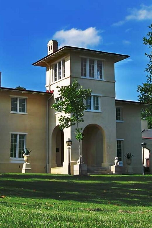 Greensboro: Downtown Historic Walking Tour - A Closer Look at the Greensboro Downtown Historic Walking Tour