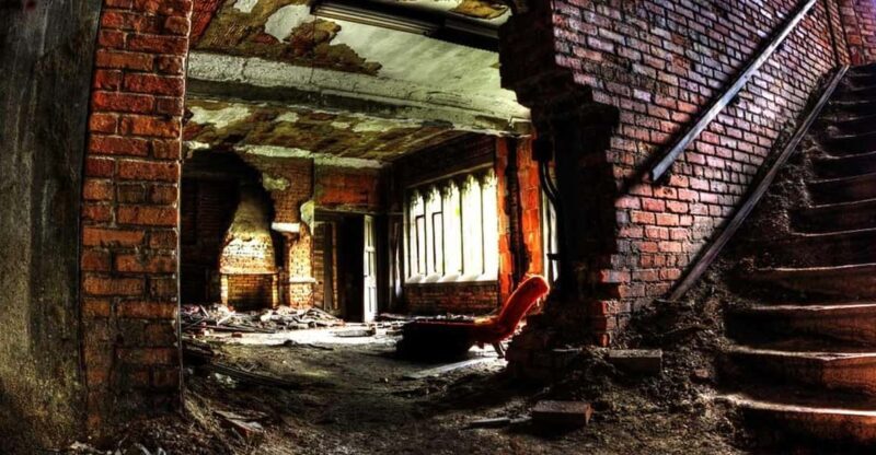 Greensboro: True Crime Walking Tour - The Experience in Detail