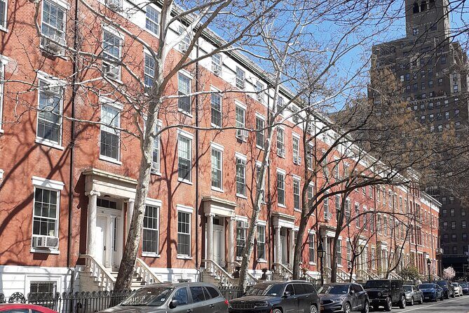 Greenwich Village Variety Walking Tour in New York City - The Itinerary Breakdown