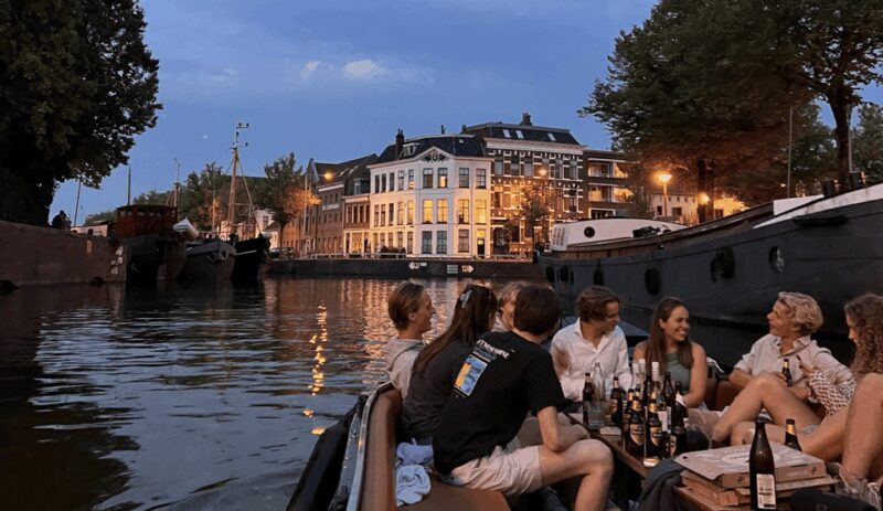 Groningen: City canal cruise (with unlimited drinks) - The Experience: Atmosphere and Highlights