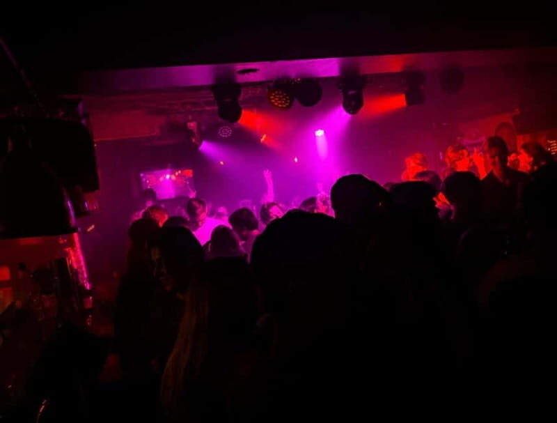 Groningen: Pub Crawl with Pub Quiz, Free Shots and Games - FAQs