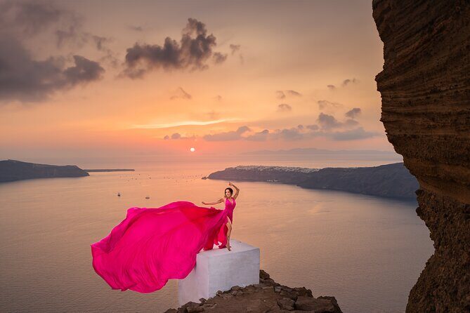 GROUP FLYING DRESS PHOTOSHOOT in Santorini - Who Should Consider This Experience?