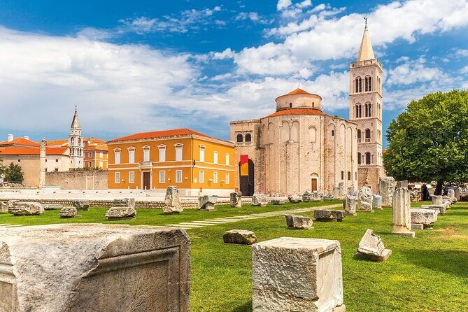 Group History Walking Tour in Zadar Old Town - Key Points