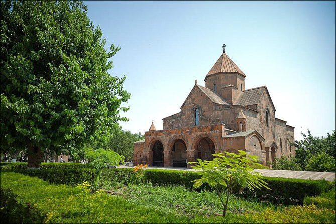 Group Tour: Echmiadzin Cathedral & churches, Zvartnots Temple - Who Should Consider This Tour?
