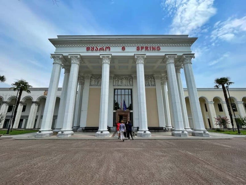 Group tour from Batumi to Kutaisi and Tskaltubo - Practical Details