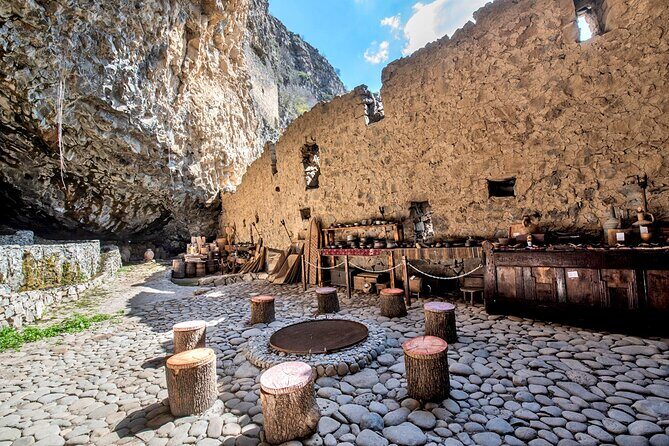 Group Tour: Haghpat, Zarni-Parni Caves, Akhtala, Aramyants Castle, Sanahin - FAQ