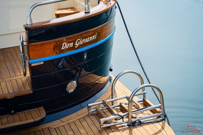 Group tour on the Amalfi Coast - Exploring the Amalfi Coast by Boat: What You Can Expect