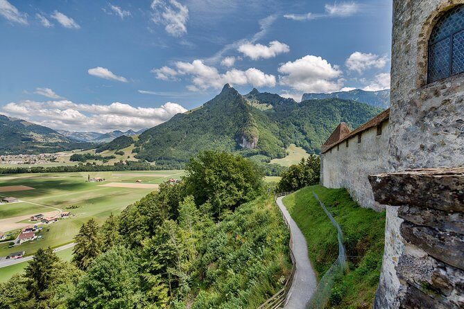 Gruyères Tour from Geneva With Train, Chocolate and Cheese - FAQ