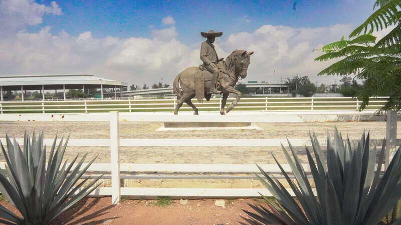 Guadalajara: Lake Chapala and Ajijic Day Trip with Boat Trip - An Authentic Day Out in Jalisco