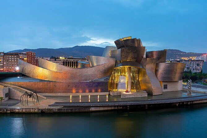 Guggenheim Museum and tasting of traditional Basque products - Key Points