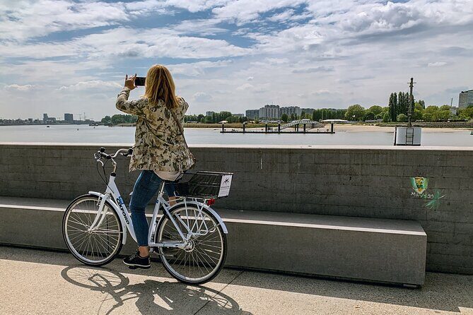 Guided Bike Tour: 2 Hours Highlights of Antwerp - What You Can Expect at Each Stop