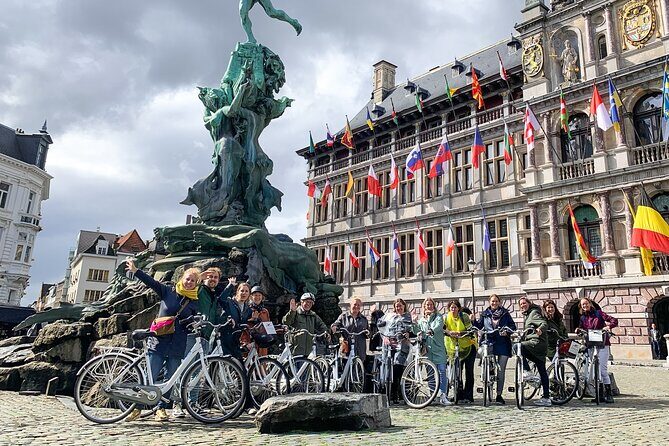 Guided Bike Tour: 2 Hours Highlights of Antwerp - FAQs
