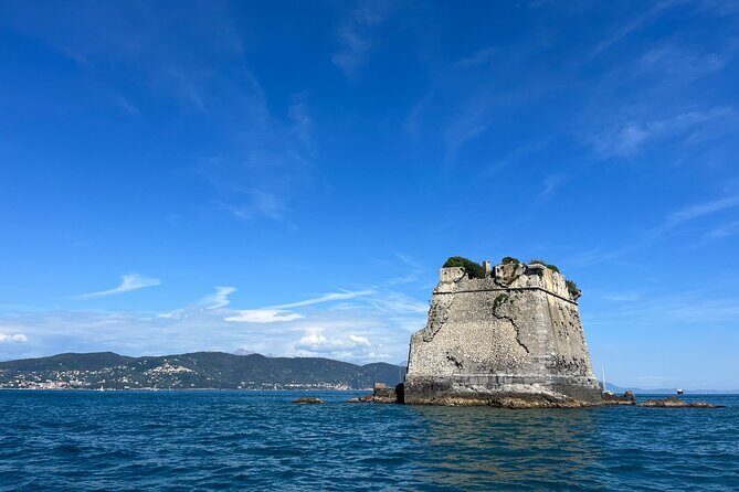 Guided Boat Tour of the Gulf of Poets - Exploring the Gulf of Poets by Boat: A Friendly Review