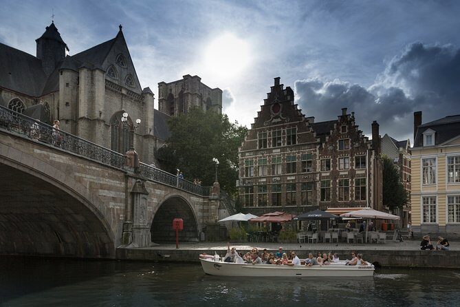Guided Boat Trip in Ghent - The Sights and Stops