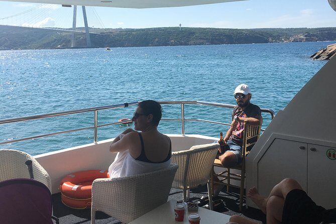 Guided Bosphorus & Black Sea Cruise with Stopover Asia and Lunch - Who Will Love This Tour?