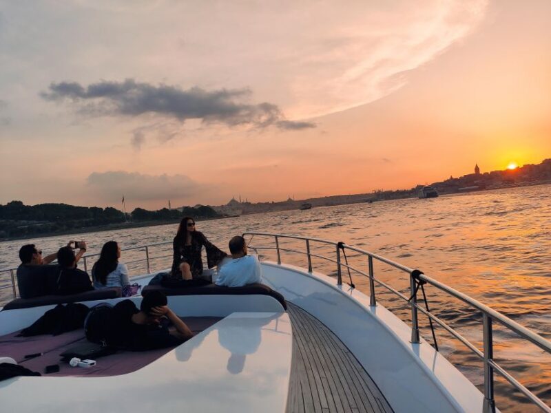 Guided Dolmabahce Palace Tour with Bosphorus Sunset Cruise - Key Points