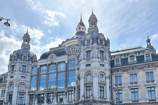 Guided E-kickscooter tour: The big five of Antwerp - Who Should Skip This Tour?