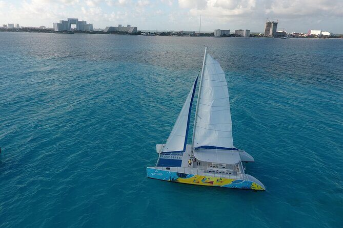 Guided Full Day Catamaran Isla Mujeres Pleasure Tour in Cancun - What’s Included and What’s Not
