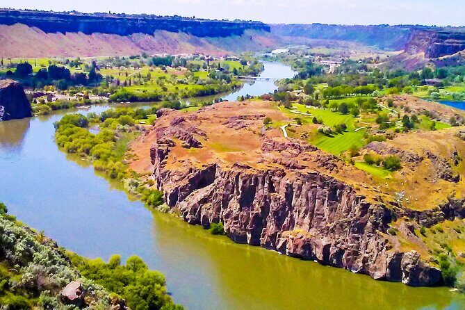 Guided Half-Day Tour to Dierkes Lake & Shoshone Falls - The Detailed Experience: What to Expect on This Tour