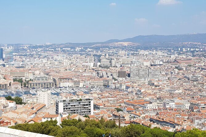 Guided hike in the Calanques National Park - Who Should Consider This Tour?