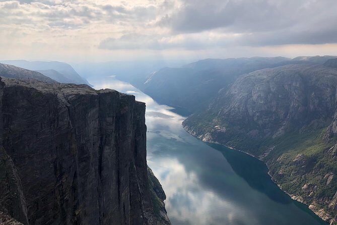 Guided hike to Kjerag and Kjeragbolten - What to Expect from the Kjerag and Kjeragbolten Guided Hike