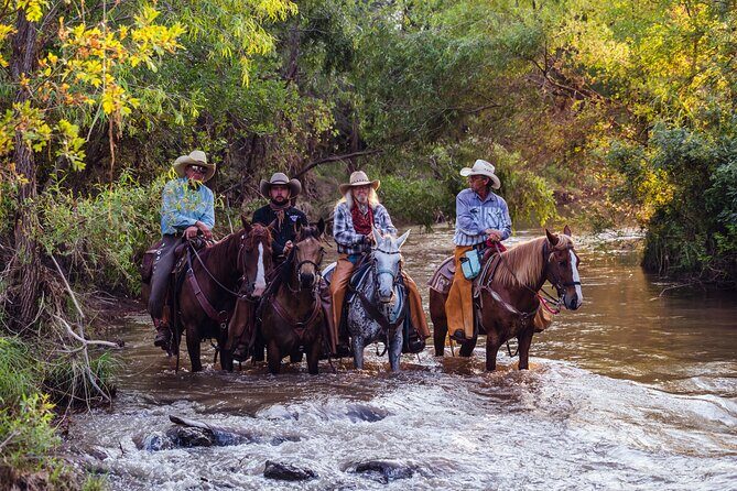 Guided Horseback Tour only 30 mins from Sedona. - Key Points