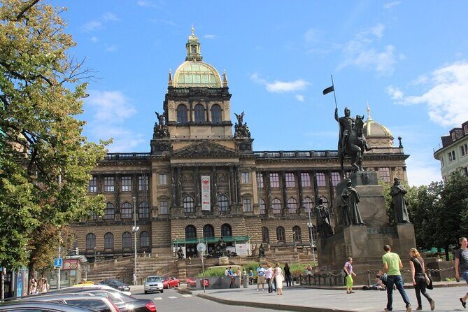 Guided Old Town & Jewish quarter Walking Tour Prague (Tip-based) - The Itinerary in Detail