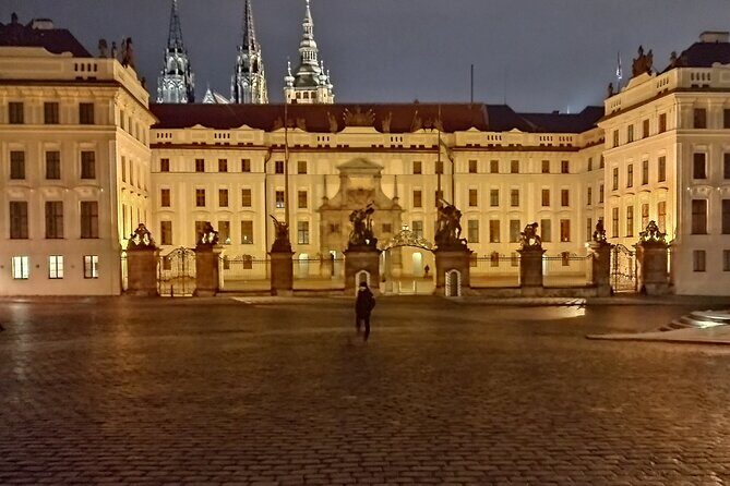 Guided Old Town & Jewish quarter Walking Tour Prague (Tip-based) - Final Thoughts