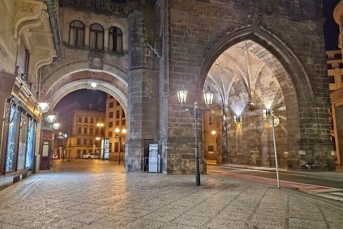 Guided Old Town & Jewish quarter Walking Tour Prague (Tip-based) - FAQs