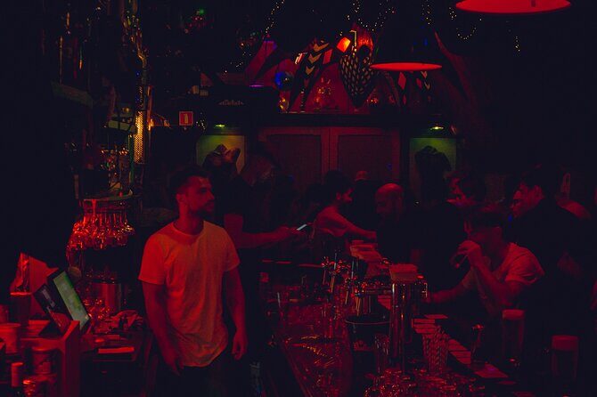 Guided Private Bar Tour in Amsterdam City Center - Why the Guides Make a Difference