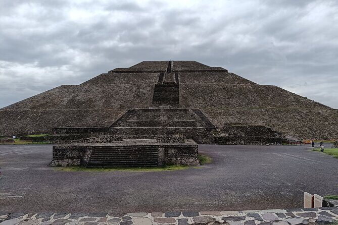 Guided Private Tour Teotihuacan,Basilica of Guadalupe,Tlatelolco - FAQs