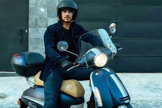 Guided Scooter Sightseeing Tour in Mexico City - Exploring Mexico City from a Scooter