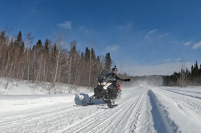 Guided Snowmobile Tours Upper Laurentians - Logistics and Practical Details