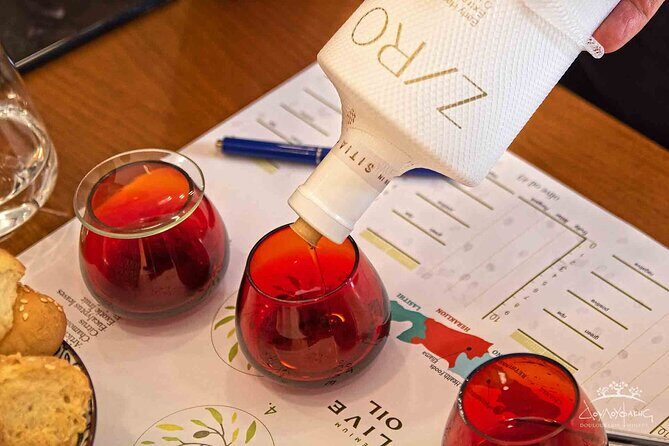 Guided Tasting of 3 Extra Virgin Olive Oils at Douloufakis Winery - Key Points