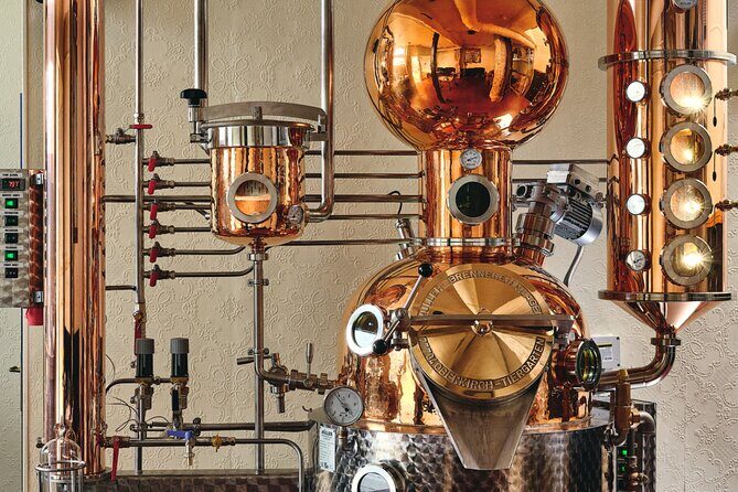 Guided Tour and Tasting at the Distillerie Baccae Paris - What the Reviews Say
