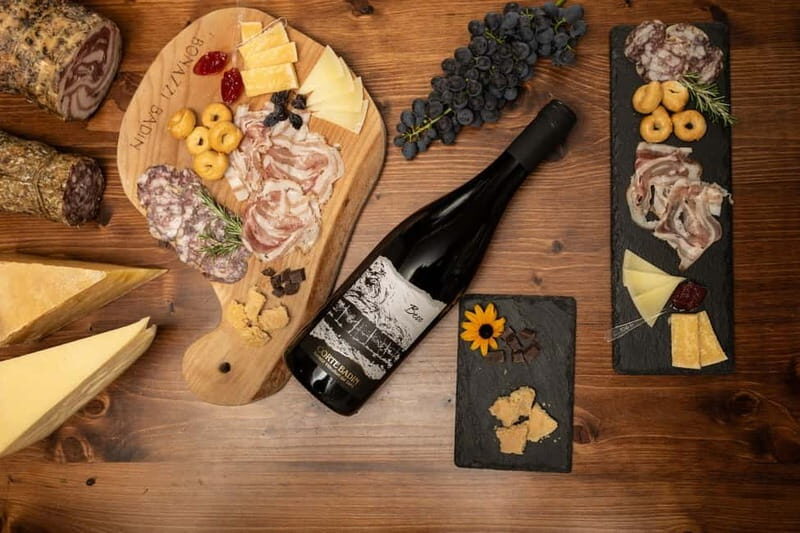 Guided tour and tasting with platter. - Tasting & Food Pairing