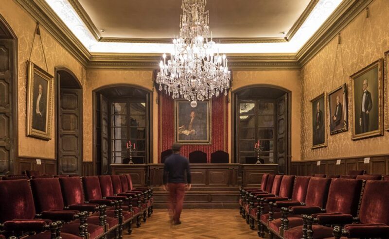 Guided Tour at Catalonia's Royal Academy of Medicine - FAQ