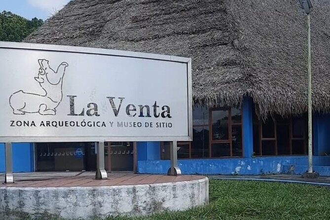 Guided Tour by the Olmec Stone Men - Transportation and Group Size