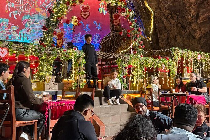 Guided Tour in Area with Cave Breakfast and CDMX Transportation - FAQ