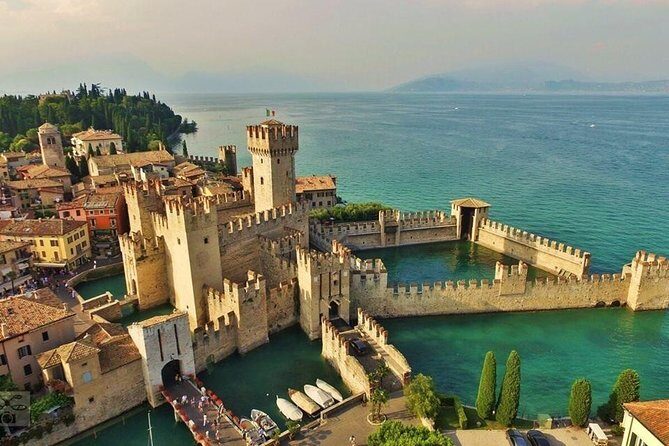 Guided tour in Sirmione with motorboat tour - Discovering Sirmione: What to Expect