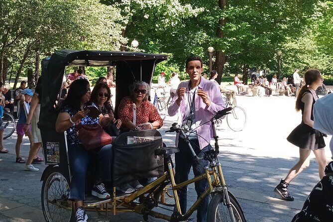 Guided Tour inside Central Park with Pedicab - Key Points