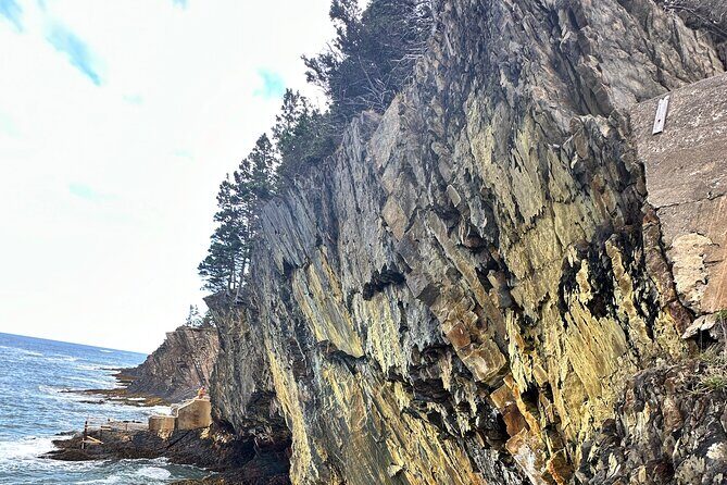 Guided Tour Lunenburg, Mahone Bay and Ovens Park from Halifax - Exploring Nova Scotia’s South Shore: An Honest Look at the Guided Tour from Halifax