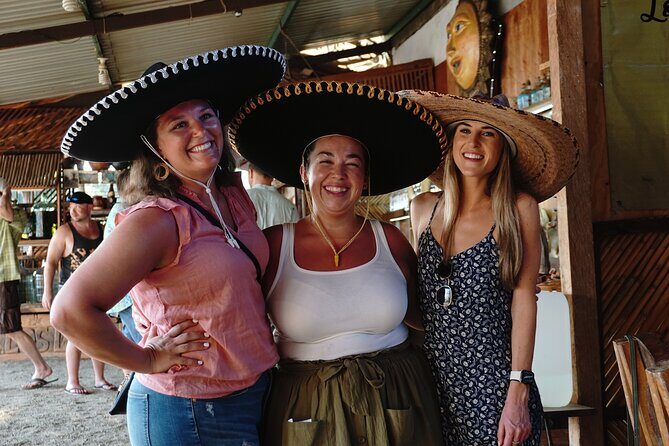 Guided tour of an ancestral Mezcal distillery with transport - FAQs