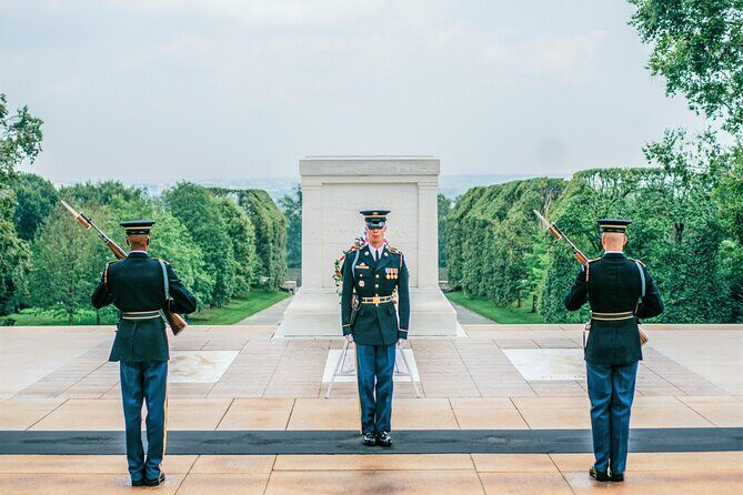 Guided Tour of Arlington Cemetery With Changing of the Guards - What To Expect from the Tour
