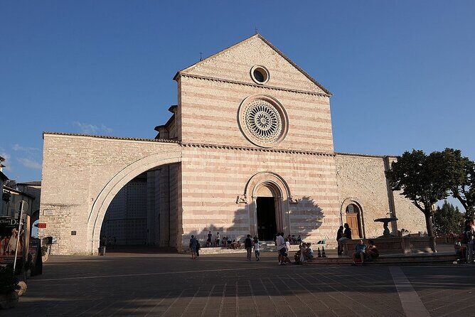 Guided Tour of Assisi. Francesco, Chiara and Carlo Acutis - Final Thoughts