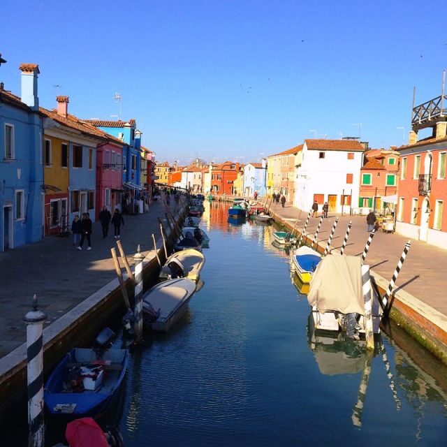 Guided Tour of Burano Island - Walking Tour of Burano