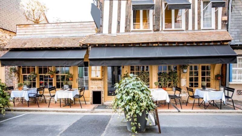 Guided tour of Honfleur: dive into the heart of its history - Price and value