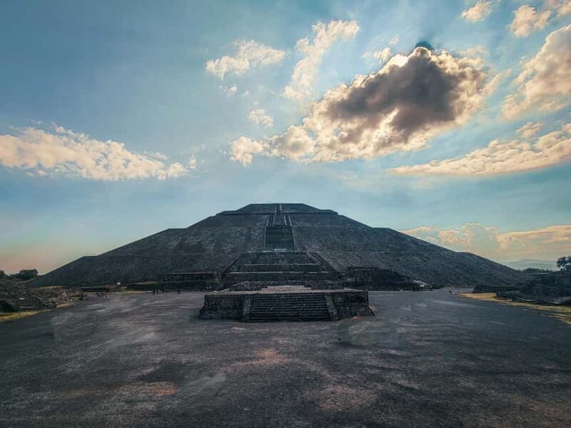 Guided tour of Mexico City: Teotihuacan, Guadalupe, and the Mexica city of Tlatelolco - Evaluating the Price and Overall Value