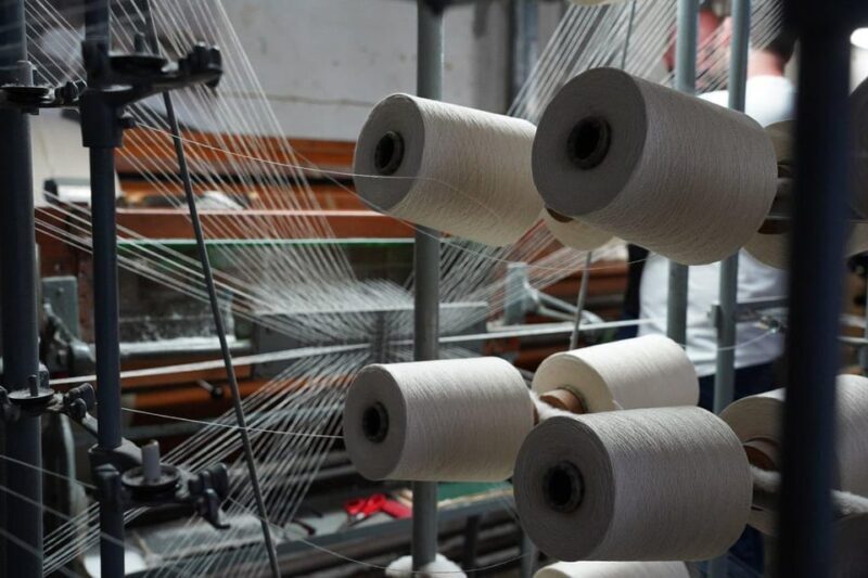 Guided tour of our textile laboratory and practical test - Key Points
