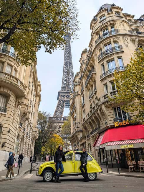 Guided tour of Paris' most famous monuments in a vintage car! - Key Points